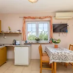 Ana Apartamento