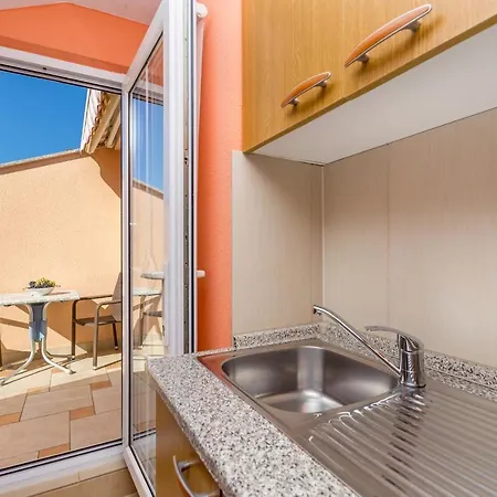 Ana Apartmán