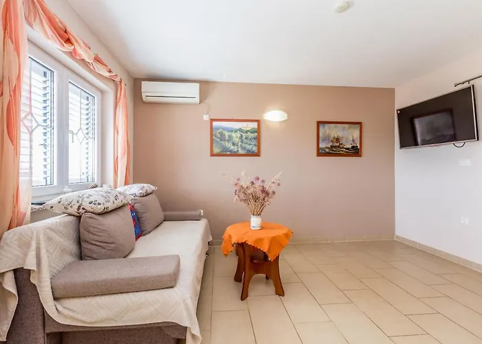Apartman Ana *